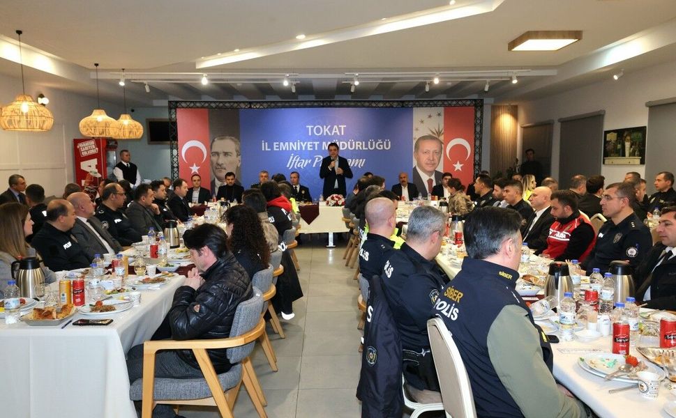 Vali Köklü Emniyet Teşkilatı ile İftarda Buluştu