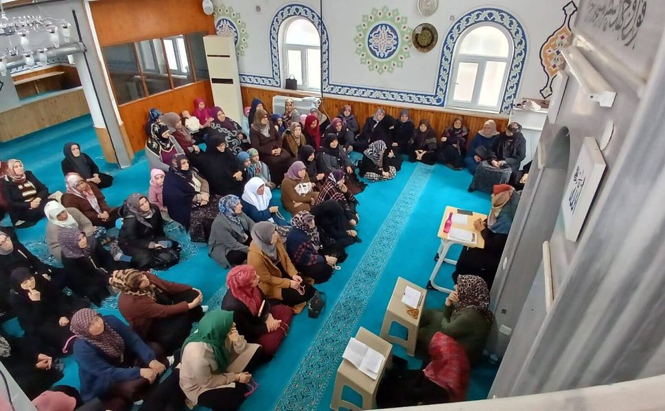 Erbaa’da Kadir Gecesi Camiler ve Kur’an Kurslarında Programlarla İhya Edildi