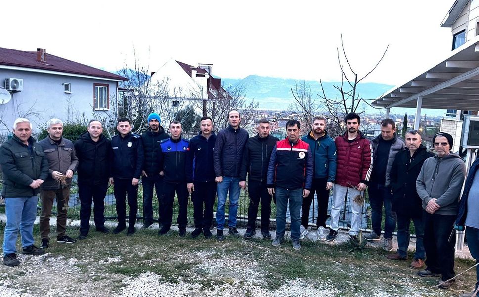 Erbaa’da Meyve Ağaçlarına Uzman Dokunuşu: Üreticilere Budama Eğitimi