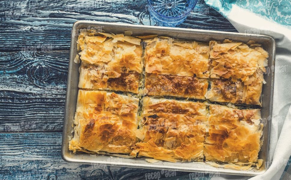 Erbaa’da Ramazan Bereketi Sofralara Taşıyor: Kuru Yufka Böreği