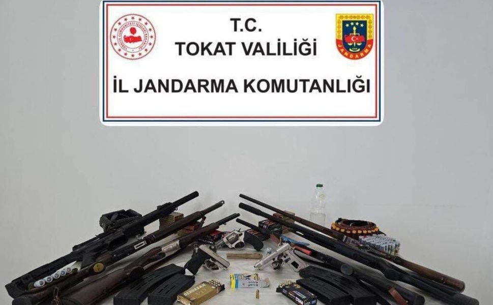 Tokat’ta Silah Kaçakçılığı Operasyonu: 11 Gözaltı