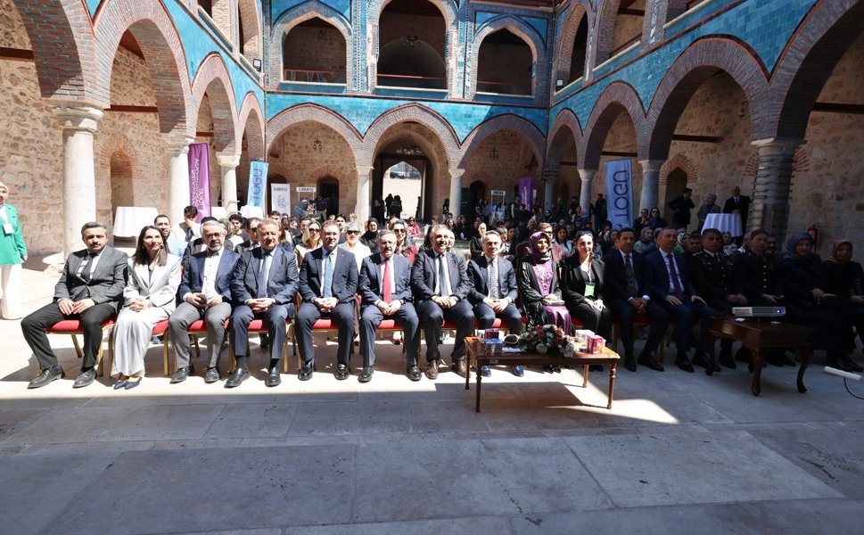 Tokat’ta "Bağımsız Gelecek" İçin Dev Adım: Bilinçli Nesiller Seferberliği Başladı!