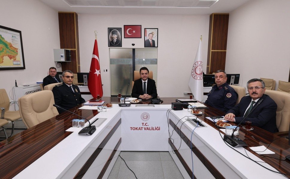 Tokat’ta Okul Güvenliği Gündemi: Kritik Toplantı Gerçekleştirildi