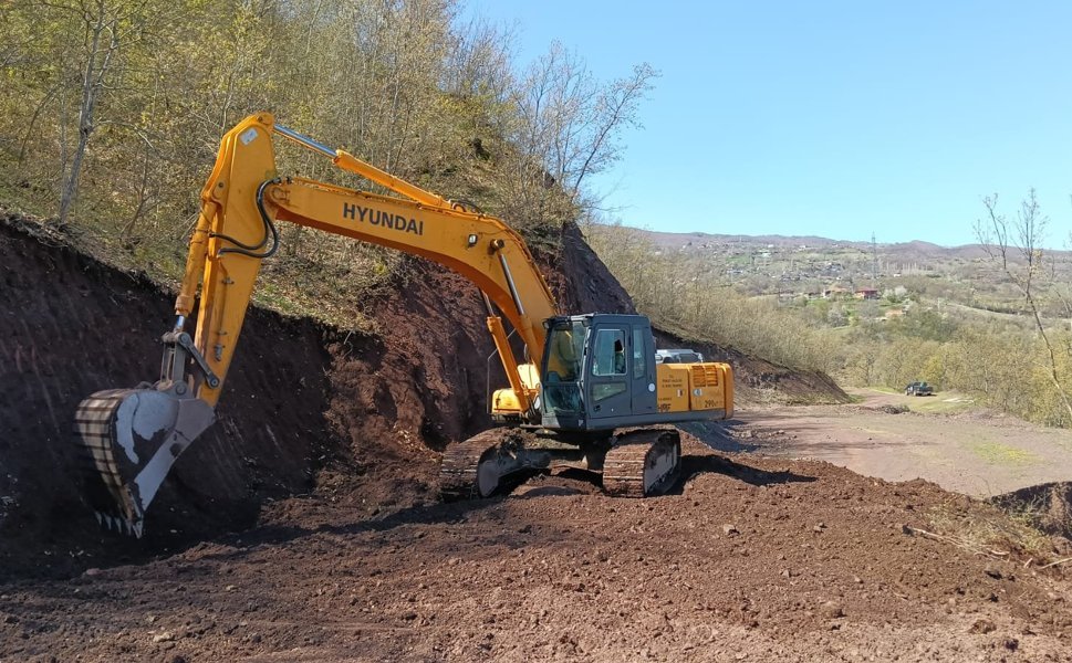 Tokat İl Özel İdaresi’nden Çözüm Odaklı Mesai: Kapanan Yollar Açıldı, Selin İzleri Siliniyor!