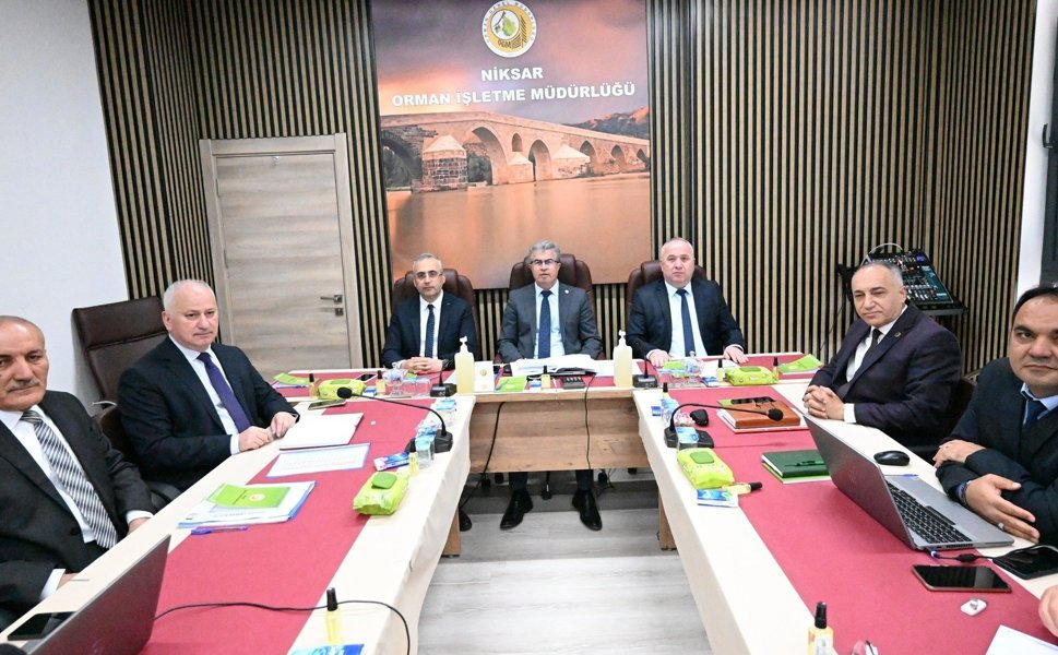 Niksar’da Orman Zirvesi! 15 İşletme Müdürü 2026 Hedefleri Mercek Altında!