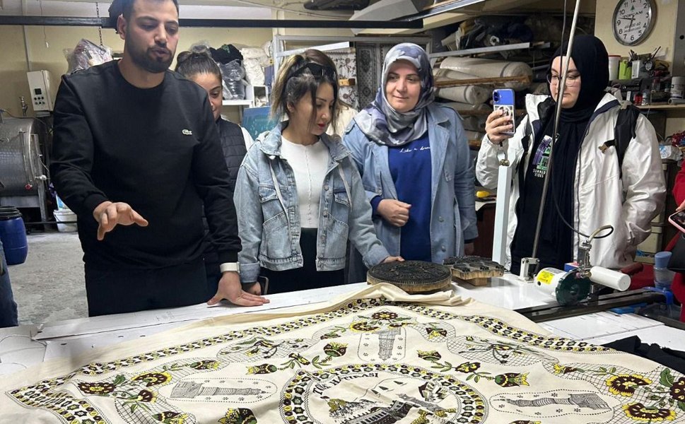 TOGÜ’lü Grafik Tasarım Öğrencileri Baskı Tekniklerini Sahada Öğrendi