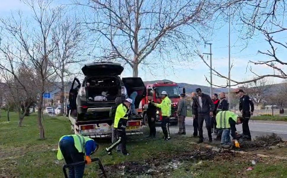 Tokat’ta Feci Kaza: Cip Ağaca Çarpıp Alev Aldı, 1 Kişi Hayatını Kaybetti
