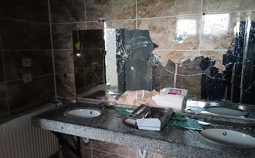 Erbaa’da Futbol Skandalı: Ankaragücü Taraftarı Stadı Savaş Alanına Çevirdi!