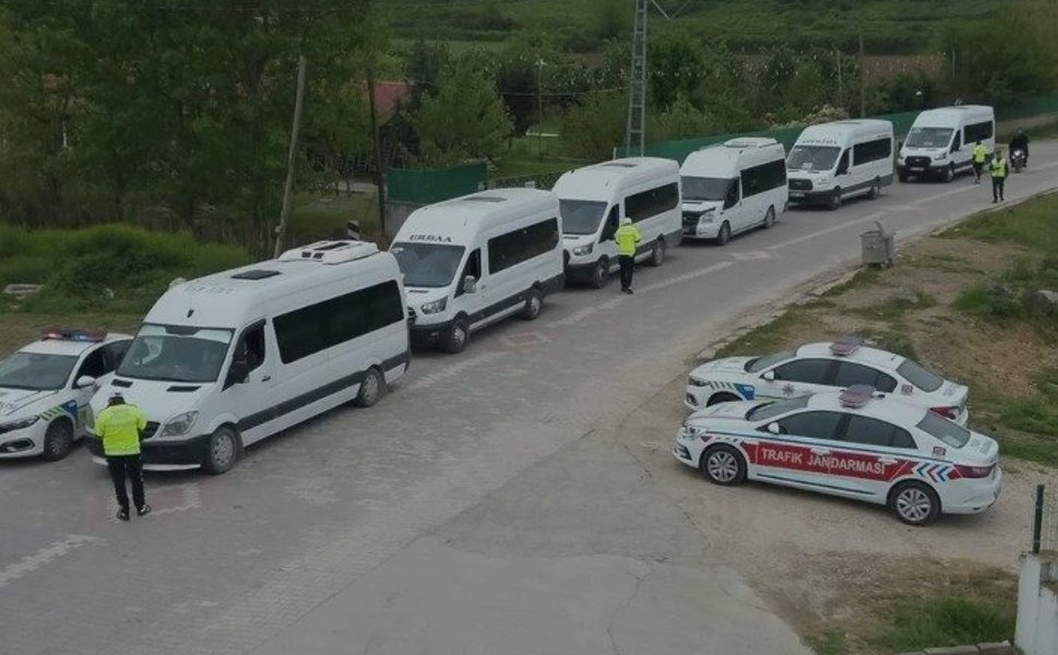 Erbaa’da Okul Servislerine Sıkı Denetim: Kurallara Uymayanlara Ceza