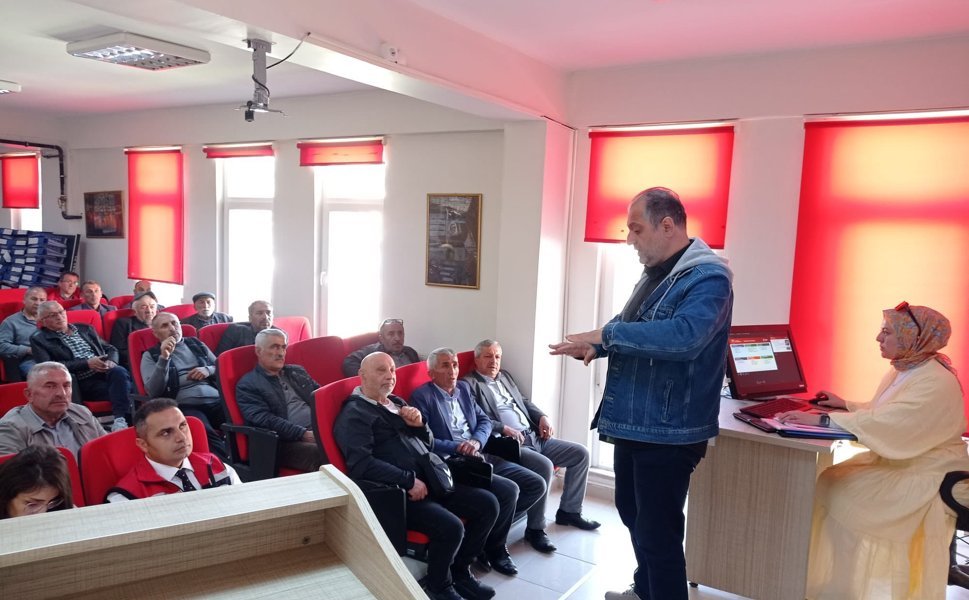 Artova’da Kırsal Kalkınma Toplantısı: Üreticilere Destekler Anlatıldı