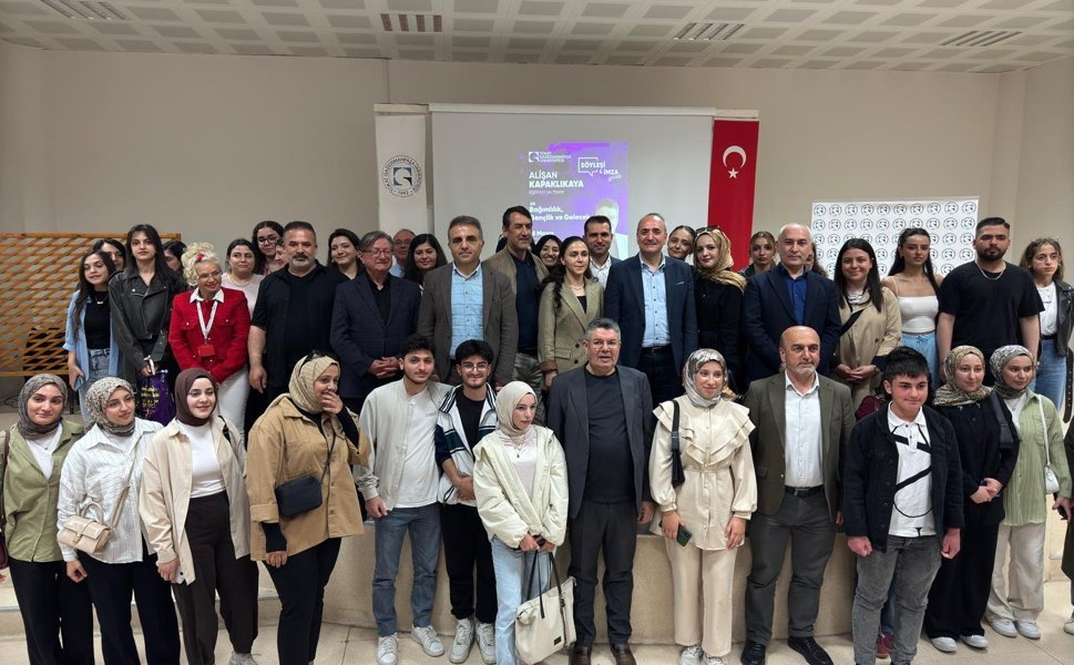 Erbaa Kampüsünde 'Bağımlılık, Gençlik Ve Gelecek' Söyleşisi