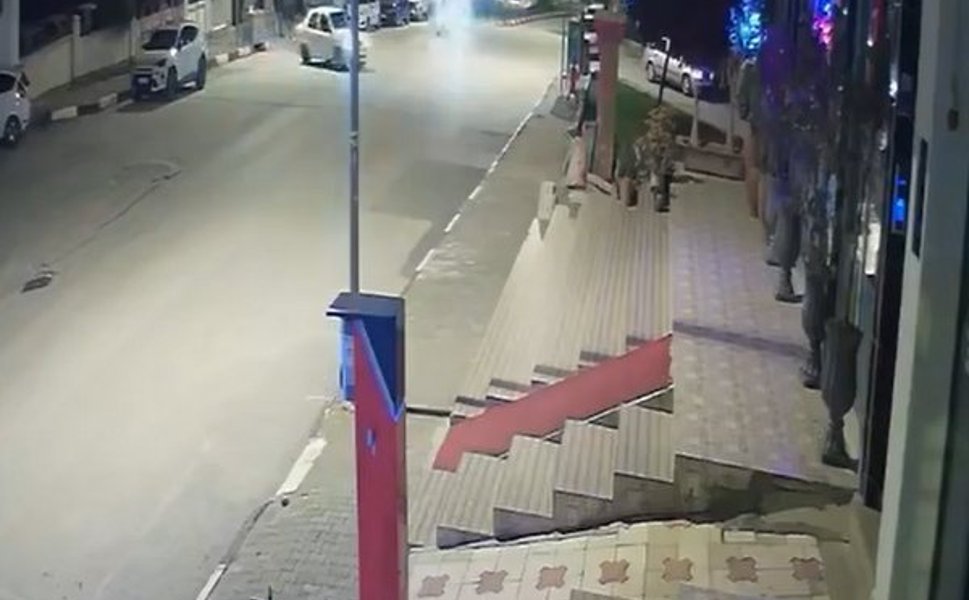 Tokat’ta 2 Otomobilin Çarpıştığı Kaza Kamerada