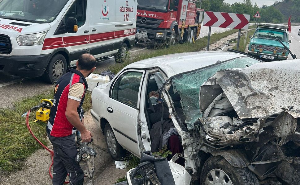 Tokat'ta Trafik Kazası: 5 Yaralı