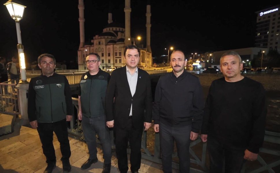 Tokat'ta Yeşilırmak Nehri'nin Su Seviyesi Yükseldi