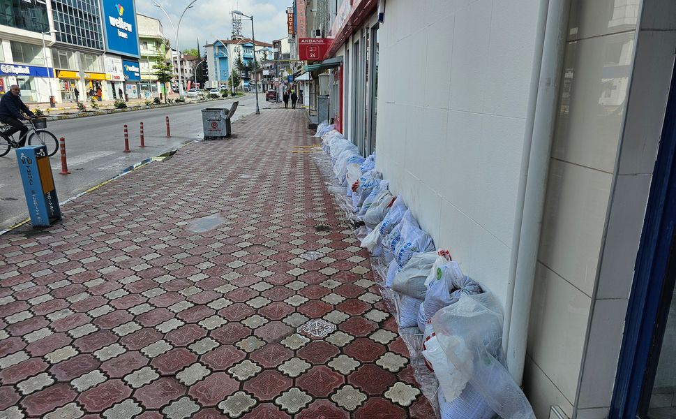 Turhal’da Taşkın Riskine Karşı Tedbir Amaçlı 15 Mahalle Ve 7 Köy Tahliye Ediliyor