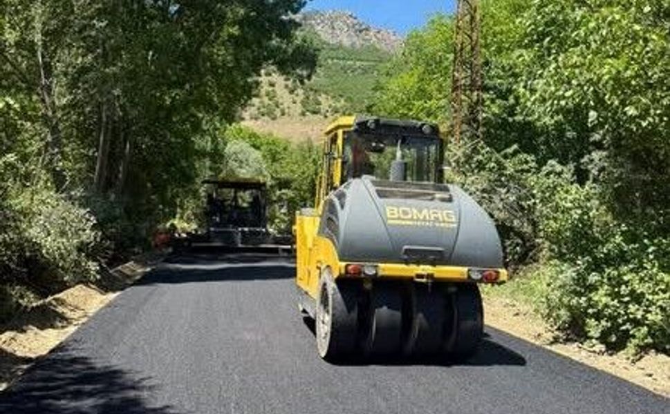 Tokat Genelinde Yol Genişletme ve Altyapı Onarım Çalışmaları Sürüyor