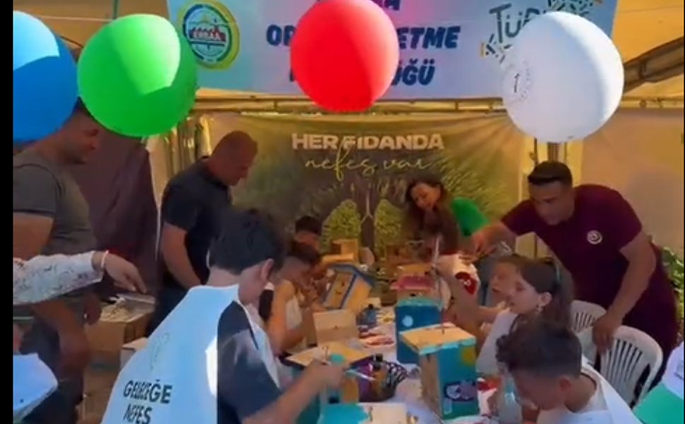 Erbaa’da Karne Alan Çocuklar "Sıfır Atık" Festivalinde Buluştu: Hem Eğlendiler Hem Öğrendiler!