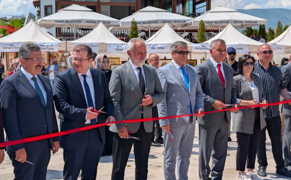 Tokat’ta Renkli Buluşma: BELMEK Kursiyerlerinin Eserleri Göz Kamaştırdı