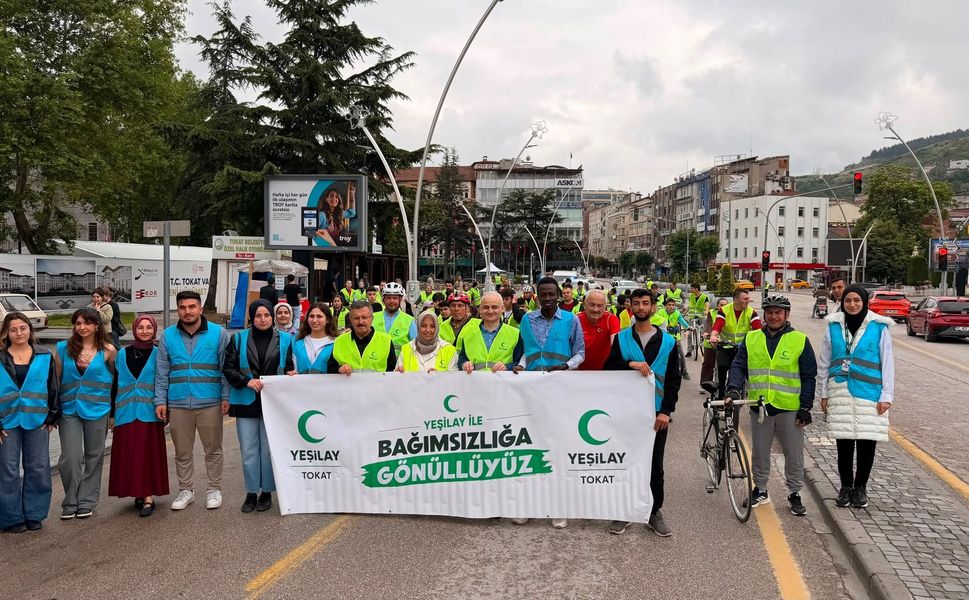 Tokat’ta Pedallar Sağlık ve Umut İçin Döndü: Yeşilay Bisiklet Turu’na Yoğun Katılım!