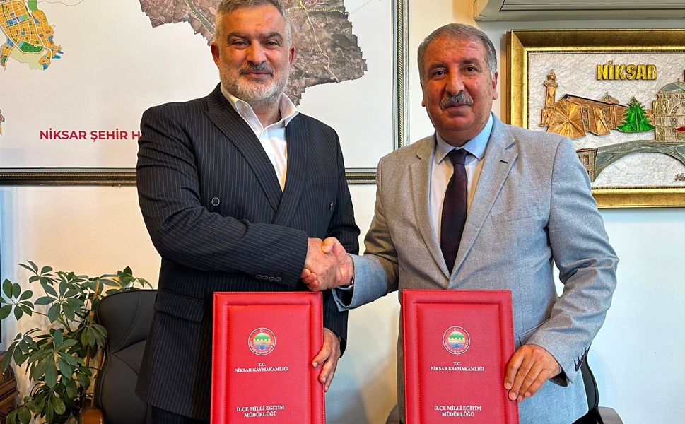 Niksar'da Eğitimin Çehresi Değişiyor: Fen ve Doğa Okulu İçin Protokol İmzalandı