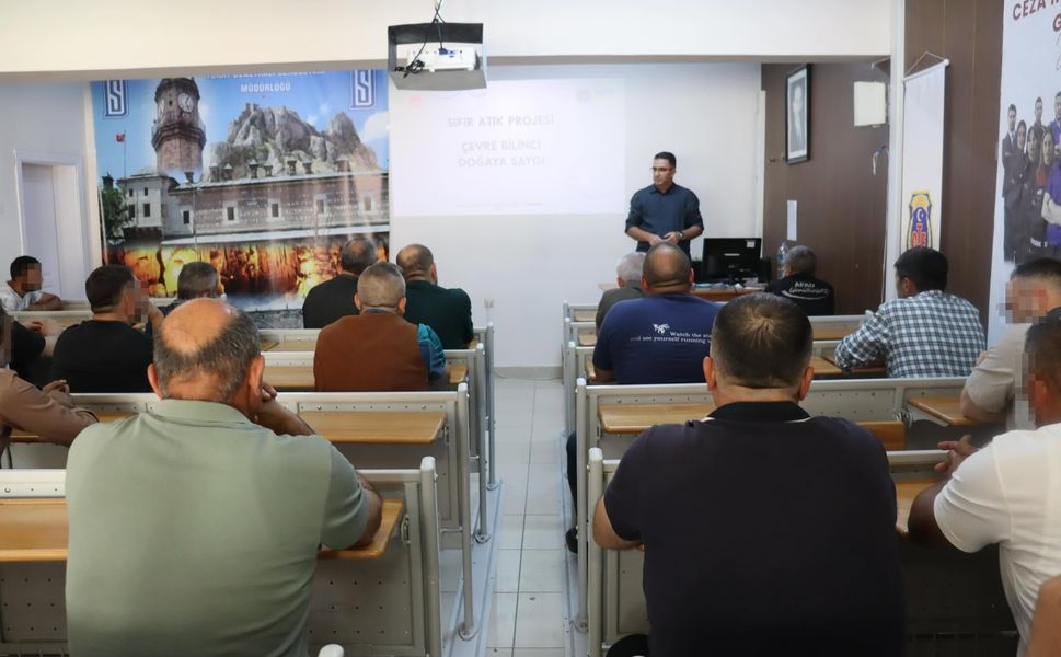 Tokat’ta Anlamlı Etkinlik: Yükümlülere “Çevre Bilinci” Semineri Verildi