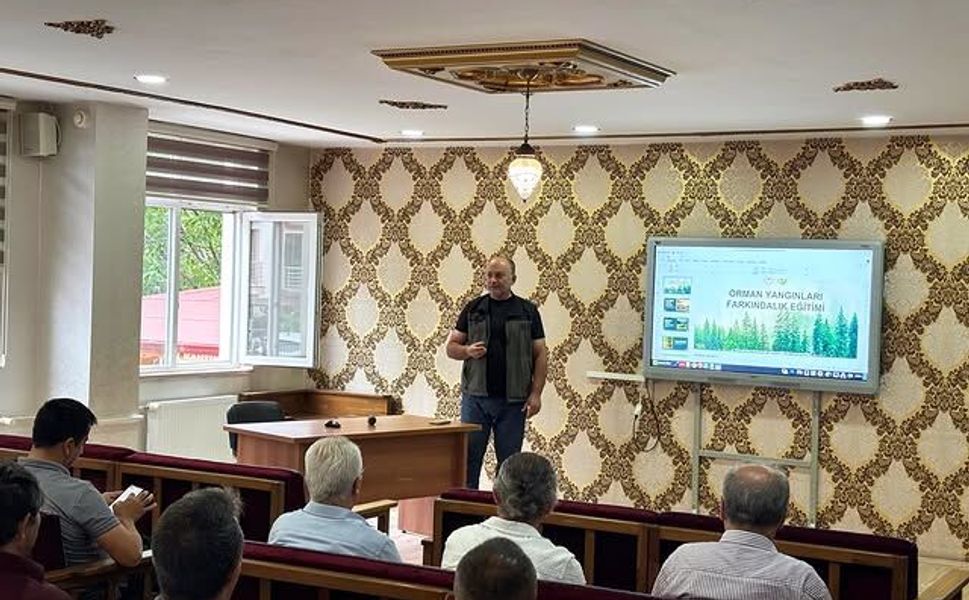 Erbaa'da Okullarda Orman Yangınları ve Korunma Yolları Semineri Verildi