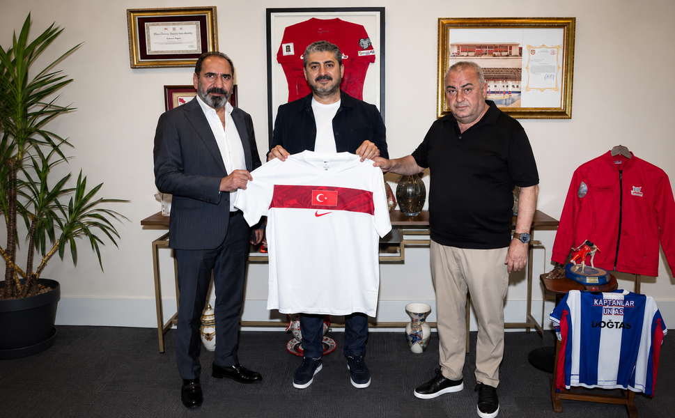 Erbaaspor Başkanı Arslan, TFF Başkan Vekili Mecnun Otyakmaz’ı Ziyaret Etti
