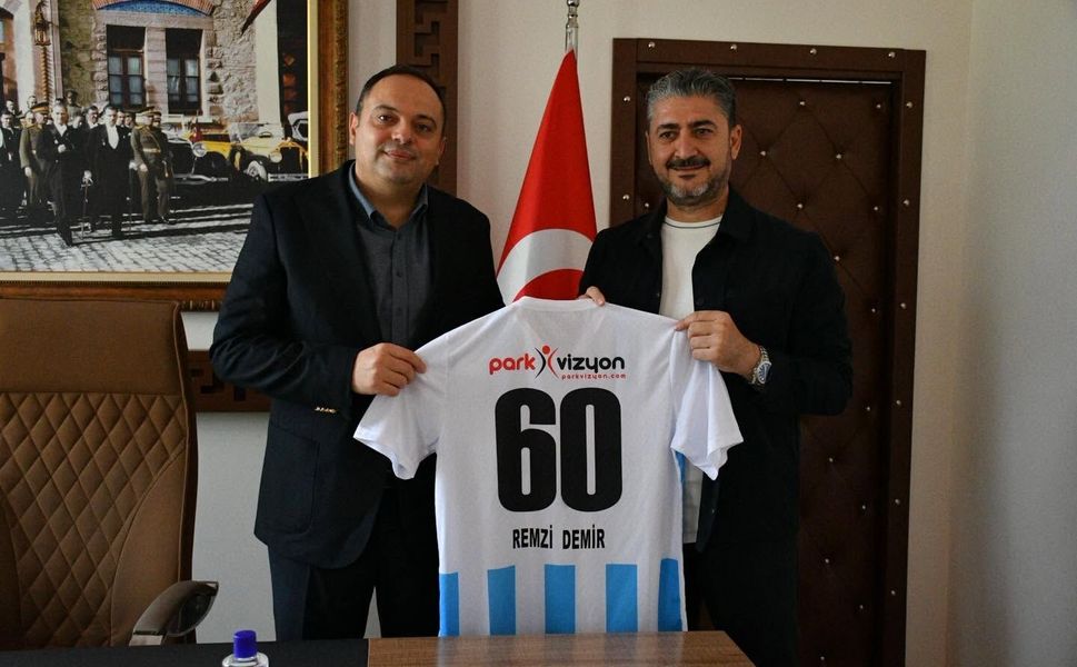 Erbaaspor Yönetiminden Kaymakam Demir’e Ziyaret