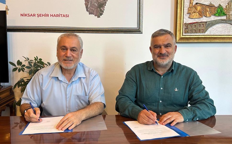Niksar Belediyesi ile İlçe Müftülüğü Arasında Yaz Okulu Protokolü İmzalandı