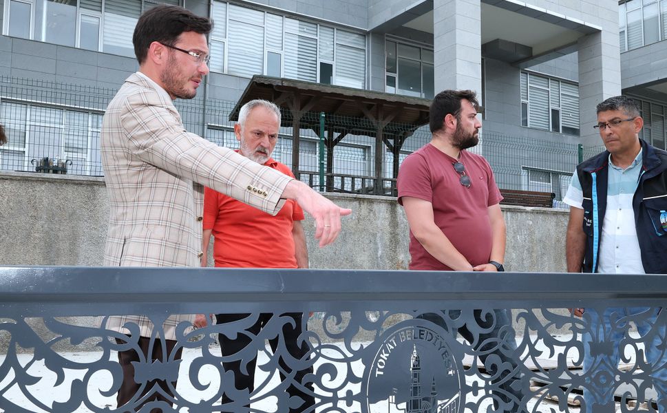 Tokat'ta Otopark Ve Bisiklet Yolu Çalışmaları Sürüyor
