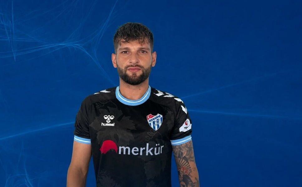 Efor Çay Erbaaspor Futbolcusu Serhat Mutlu Sakatlık Nedeniyle Kamp Kadrosunda Çıkarıldı