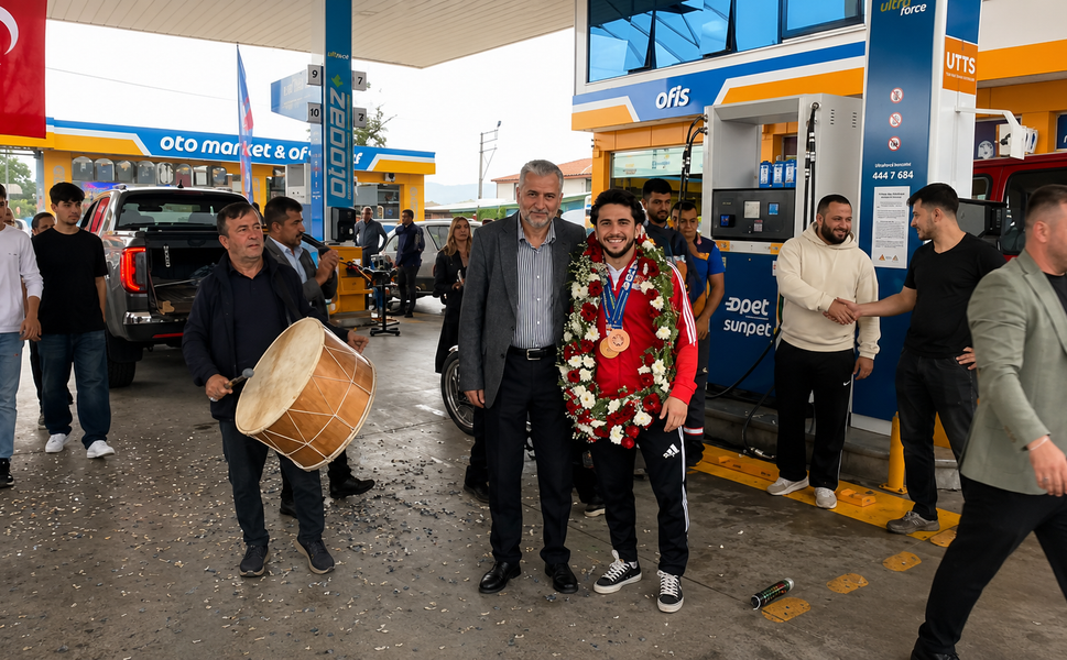 Akdeniz Oyunları Şampiyonu Ahmet Duman Erbaa’da Coşkuyla Karşılandı