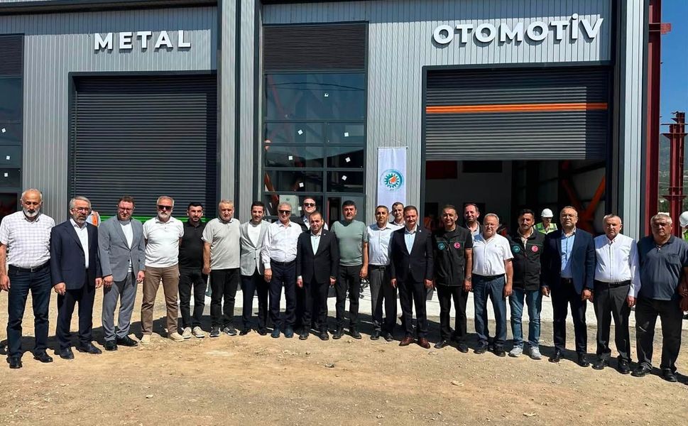 Milletvekili Cüneyt Aldemir Sanayi Esnafıyla Buluştu: "Yeşil Sanayi Kalkınmanın Kilit Noktası"