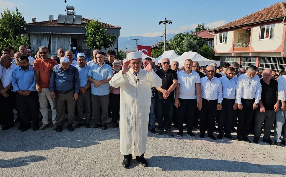 69 Gündür Kayıptı: İlker Parlak İçin Gıyabi Cenaze Namazı Kılındı