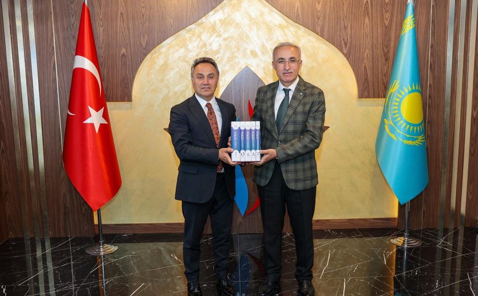 TOGÜ Rektörü Prof. Dr. Fatih Yılmaz Prof. Dr. Hüseyin Karaman'ı Ziyaret Etti