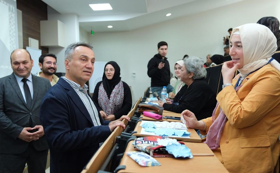 TOGÜ 15 Temmuz Kongre ve Kültür Merkezi'nde Sanat Buluşması