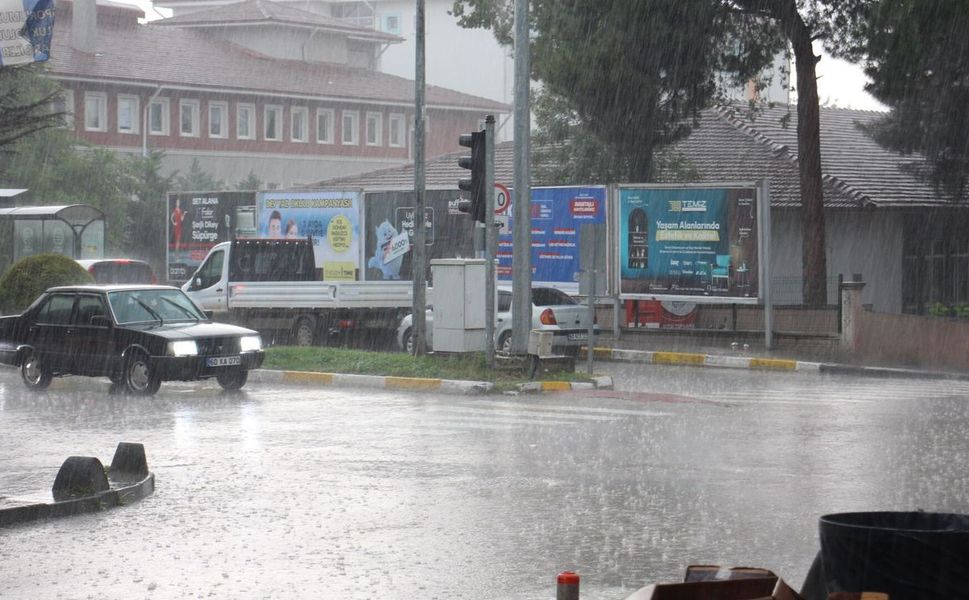 Erbaa’da Hafta Sonu Hava Durumu: Yağış Geliyor, Sıcaklıklar Düşüyor!