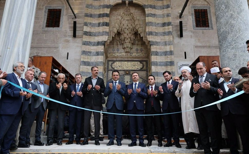 Tokat’ta Tarih Yeniden Canlandı: 541 Yıllık Gülbahar Hatun Camii İbadete Açıldı