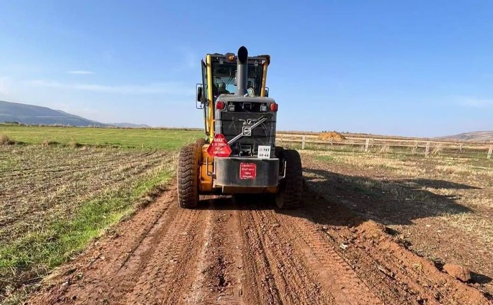 Zile Köylerine Kesintisiz Hizmet: Tokat İl Özel İdaresi Çalışmalarını Sürdürüyor
