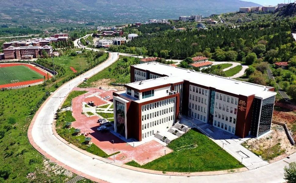 TOGÜ’den Akademik Kadro İlanı: Üniversiteye Yeni Öğretim Üyeleri Alınacak