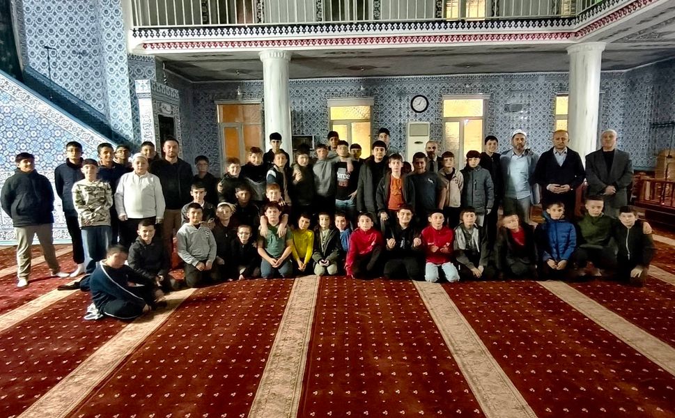 Erbaa’da "Vakti Kuşanmak" Projesi Kapsamında Gençler Camide Buluştu