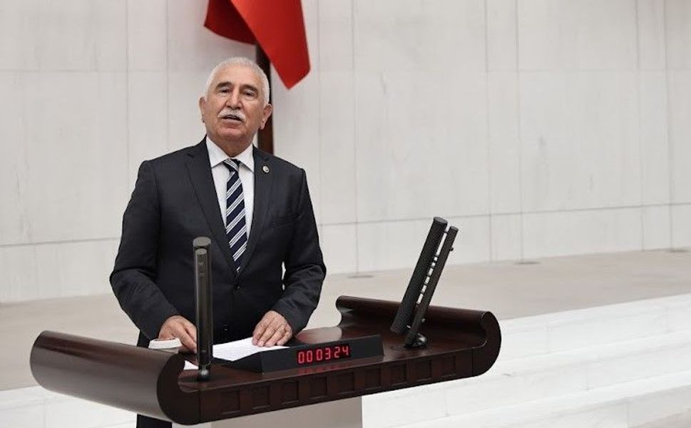 Milletvekili Durmaz: “Bir Milletin Kaderi, Bir Gecenin Kararıyla Değil, Yılların Bağımsızlık Mücadelesiyle Yazıldı!”