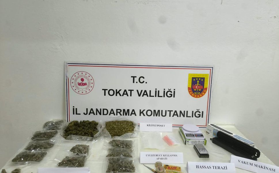 Erbaa`da Uyuşturucu Operasyonu: 2 Tutuklama