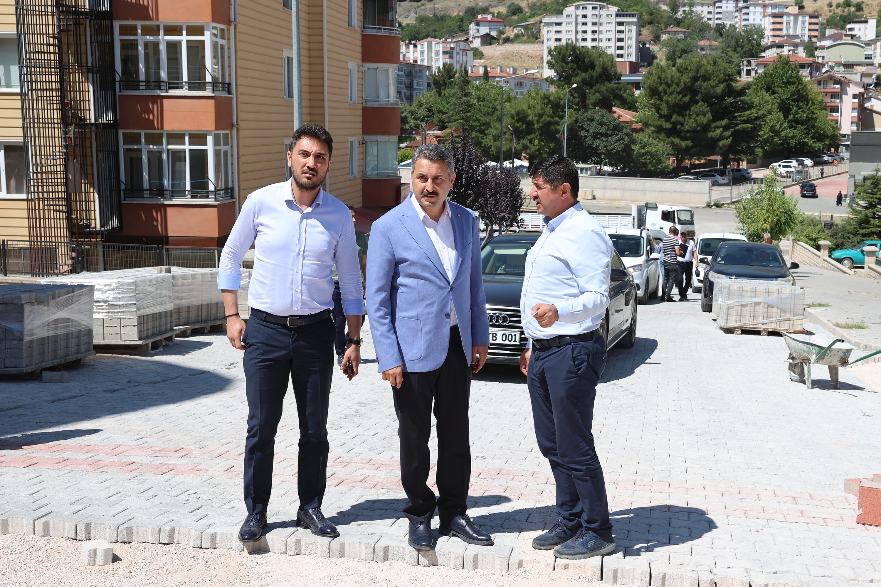 tokatta-parke-yol-calismalari-devam-ediyor_7124_dhaphoto1