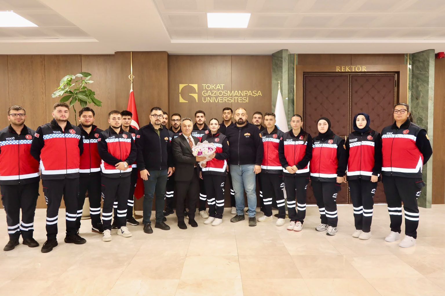Rektör Prof. Dr. Fatih Yılmaz, İtfaiyecilik Haftası Kapsamında Öğrencileri Ağırladı