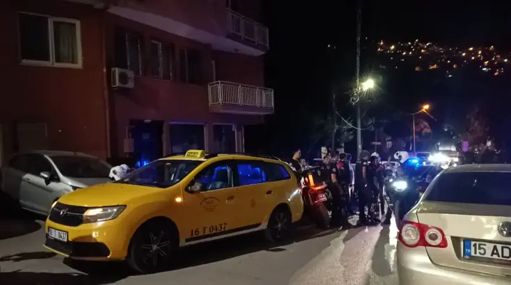 Taksiden Kurusıkı Tabancayla Ateş Açan Şüpheli Gözaltına Alındı