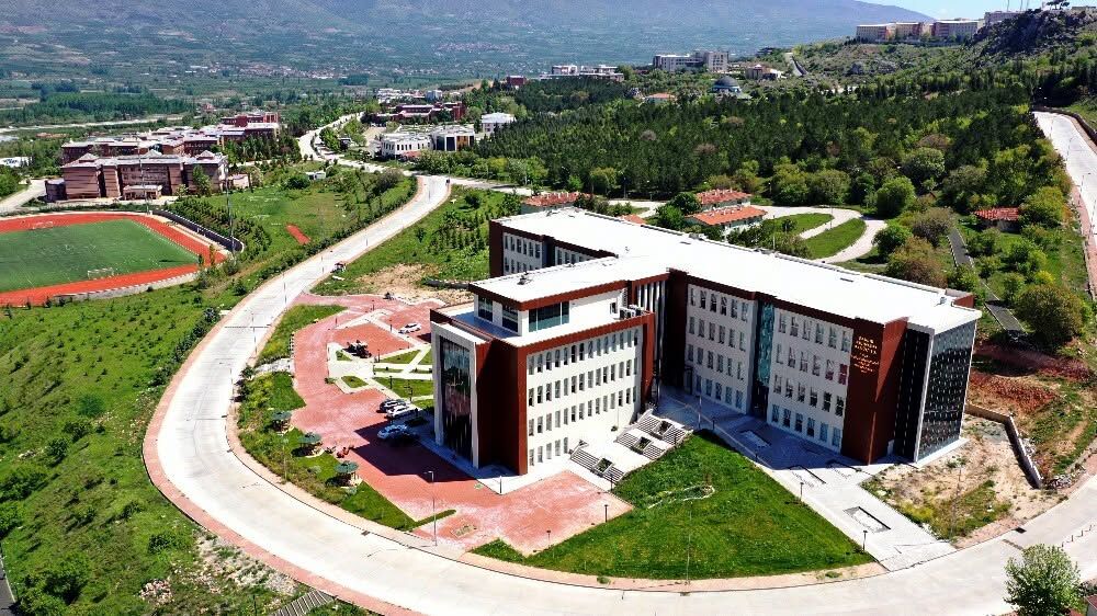 TOGÜ’den Akademik Kadro İlanı: Üniversiteye Yeni Öğretim Üyeleri Alınacak